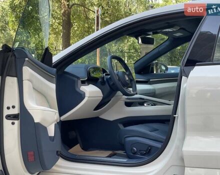 Білий Zeekr 001, об'ємом двигуна 0 л та пробігом 10 тис. км за 39400 $, фото 4 на Automoto.ua