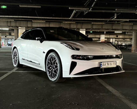 Белый Zeekr 001, объемом двигателя 0 л и пробегом 11 тыс. км за 41900 $, фото 8 на Automoto.ua