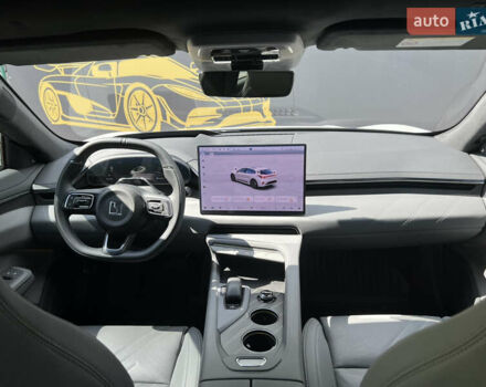 Белый Zeekr 001, объемом двигателя 0 л и пробегом 20 тыс. км за 47000 $, фото 29 на Automoto.ua