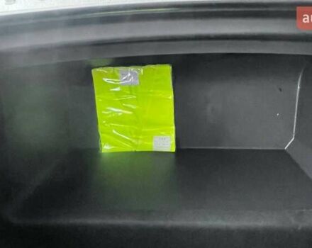 Білий Zeekr 001, об'ємом двигуна 0 л та пробігом 11 тис. км за 37390 $, фото 15 на Automoto.ua