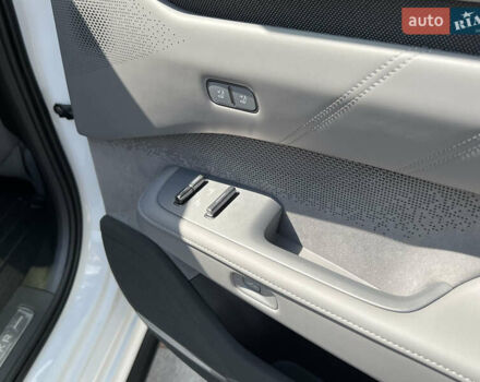 Белый Zeekr 001, объемом двигателя 0 л и пробегом 20 тыс. км за 47000 $, фото 25 на Automoto.ua