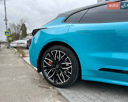 Білий Zeekr 001, об'ємом двигуна 0 л та пробігом 10 тис. км за 55000 $, фото 2 на Automoto.ua