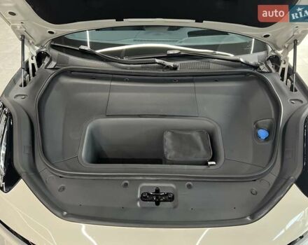 Білий Zeekr 001, об'ємом двигуна 0 л та пробігом 12 тис. км за 44999 $, фото 14 на Automoto.ua