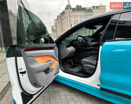 Білий Zeekr 001, об'ємом двигуна 0 л та пробігом 10 тис. км за 55000 $, фото 6 на Automoto.ua