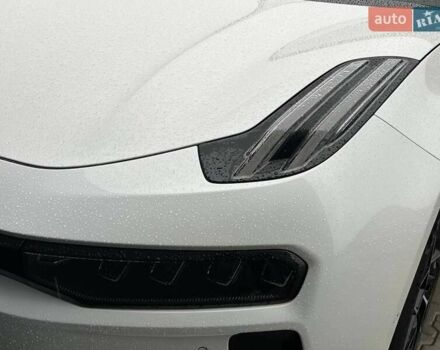 Белый Zeekr 001, объемом двигателя 0 л и пробегом 11 тыс. км за 37400 $, фото 9 на Automoto.ua