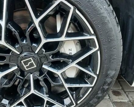 Zeekr 001 2024 в Днепре (Днепропетровске) на Automoto.ua Белый Zeekr 001, объемом двигателя 0 л и пробегом 10 тыс. км за 45999 $, фото 25 на Automoto.ua