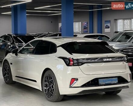 Білий Zeekr 001, об'ємом двигуна 0 л та пробігом 12 тис. км за 44999 $, фото 9 на Automoto.ua
