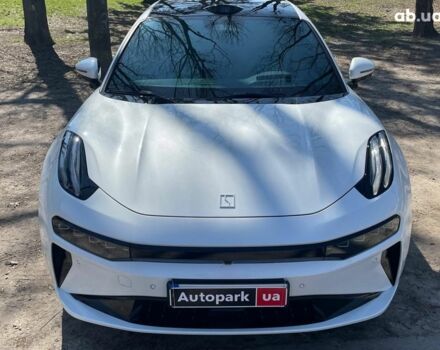 Белый Zeekr 001, объемом двигателя 0 л и пробегом 16 тыс. км за 44990 $, фото 9 на Automoto.ua