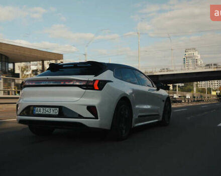 Белый Zeekr 001, объемом двигателя 0 л и пробегом 13 тыс. км за 45000 $, фото 8 на Automoto.ua