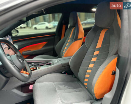 Білий Zeekr 001, об'ємом двигуна 0 л та пробігом 10 тис. км за 55000 $, фото 9 на Automoto.ua