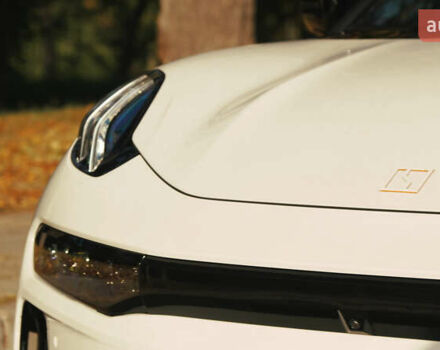 Белый Zeekr 001, объемом двигателя 0 л и пробегом 13 тыс. км за 45000 $, фото 13 на Automoto.ua