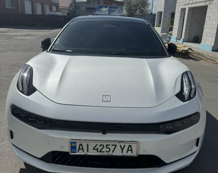 Белый Zeekr 001, объемом двигателя 0 л и пробегом 30 тыс. км за 35599 $, фото 1 на Automoto.ua