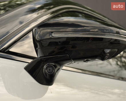 Белый Zeekr 001, объемом двигателя 0 л и пробегом 11 тыс. км за 50500 $, фото 12 на Automoto.ua