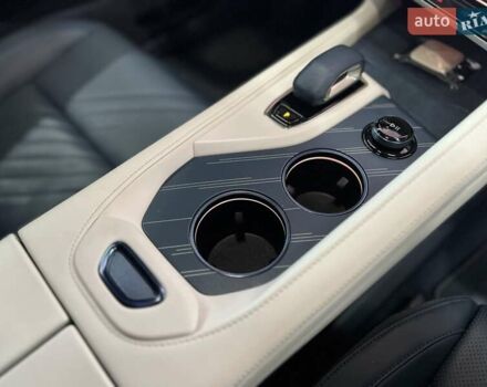 Білий Zeekr 001, об'ємом двигуна 0 л та пробігом 12 тис. км за 44999 $, фото 23 на Automoto.ua