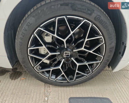 Білий Zeekr 001, об'ємом двигуна 0 л та пробігом 10 тис. км за 37500 $, фото 6 на Automoto.ua