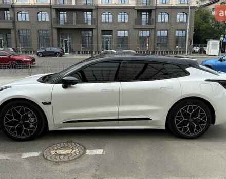 Белый Zeekr 001, объемом двигателя 0 л и пробегом 11 тыс. км за 41900 $, фото 5 на Automoto.ua