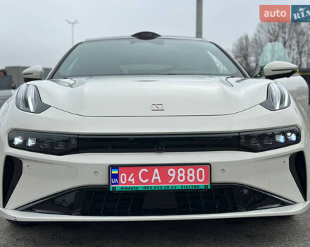 Білий Zeekr 001, об'ємом двигуна 0 л та пробігом 13 тис. км за 45800 $, фото 2 на Automoto.ua