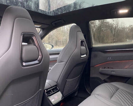 Белый Zeekr 001, объемом двигателя 0 л и пробегом 8 тыс. км за 44800 $, фото 10 на Automoto.ua