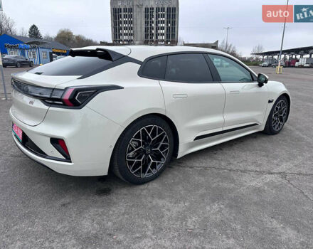 Білий Zeekr 001, об'ємом двигуна 0 л та пробігом 13 тис. км за 45800 $, фото 7 на Automoto.ua