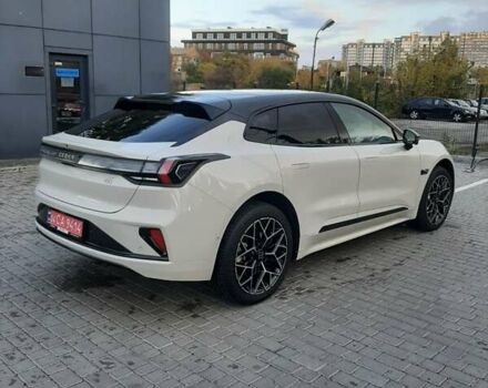 Zeekr 001 2024 в Днепре (Днепропетровске) на Automoto.ua Белый Zeekr 001, объемом двигателя 0 л и пробегом 10 тыс. км за 45999 $, фото 12 на Automoto.ua