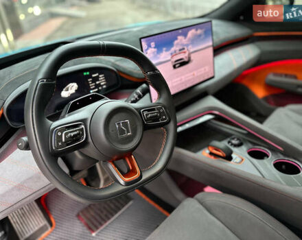 Білий Zeekr 001, об'ємом двигуна 0 л та пробігом 10 тис. км за 55000 $, фото 10 на Automoto.ua