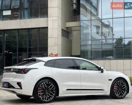 Белый Zeekr 001, объемом двигателя 0 л и пробегом 3 тыс. км за 46900 $, фото 2 на Automoto.ua