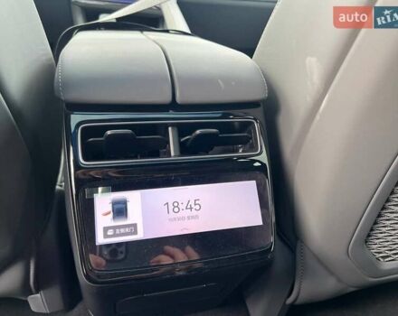 Белый Zeekr 001, объемом двигателя 0 л и пробегом 1 тыс. км за 50000 $, фото 9 на Automoto.ua