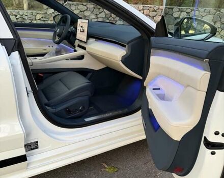 Білий Zeekr 001, об'ємом двигуна 0 л та пробігом 1 тис. км за 49999 $, фото 34 на Automoto.ua
