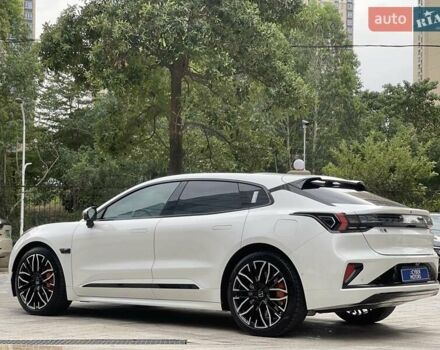Белый Zeekr 001, объемом двигателя 0 л и пробегом 3 тыс. км за 46900 $, фото 3 на Automoto.ua