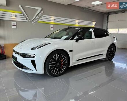 Белый Zeekr 001, объемом двигателя 0 л и пробегом 1 тыс. км за 52699 $, фото 1 на Automoto.ua