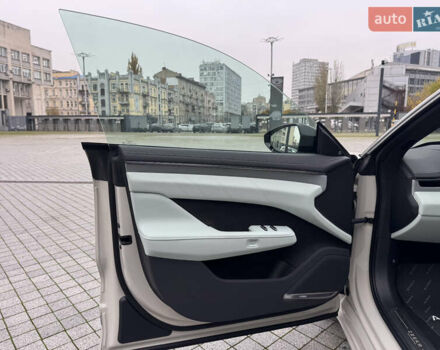 Білий Zeekr 001, об'ємом двигуна 0 л та пробігом 1 тис. км за 58999 $, фото 12 на Automoto.ua