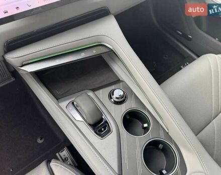 Белый Zeekr 001, объемом двигателя 0 л и пробегом 1 тыс. км за 48700 $, фото 17 на Automoto.ua