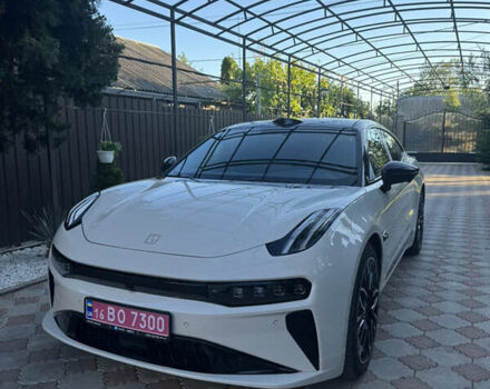 Белый Zeekr 001, объемом двигателя 0 л и пробегом 5 тыс. км за 50500 $, фото 4 на Automoto.ua