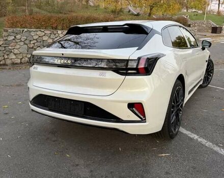 Білий Zeekr 001, об'ємом двигуна 0 л та пробігом 1 тис. км за 49999 $, фото 22 на Automoto.ua