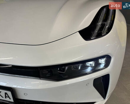 Білий Zeekr 001, об'ємом двигуна 0 л та пробігом 1 тис. км за 45000 $, фото 2 на Automoto.ua