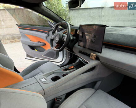 Белый Zeekr 001, объемом двигателя 0 л и пробегом 7 тыс. км за 55700 $, фото 76 на Automoto.ua