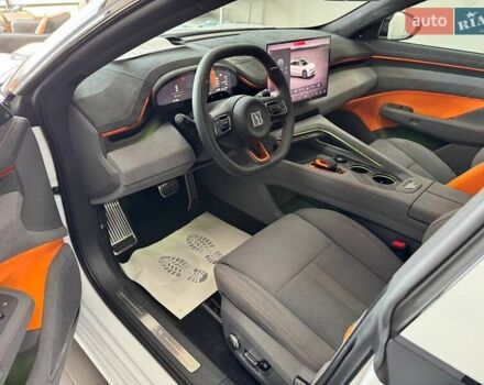 Белый Zeekr 001, объемом двигателя 0 л и пробегом 1 тыс. км за 56599 $, фото 6 на Automoto.ua