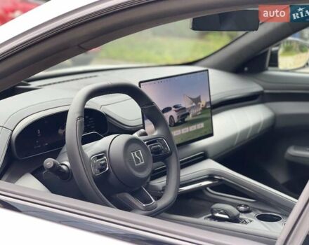 Белый Zeekr 001, объемом двигателя 0 л и пробегом 3 тыс. км за 46900 $, фото 4 на Automoto.ua