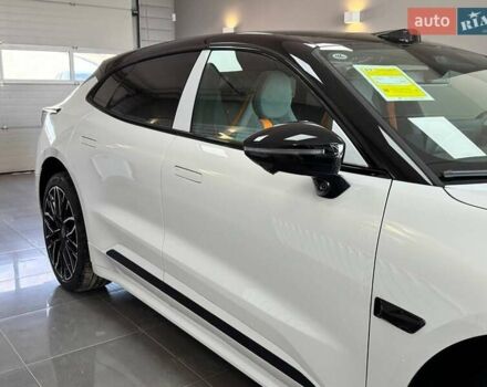 Белый Zeekr 001, объемом двигателя 0 л и пробегом 1 тыс. км за 56599 $, фото 5 на Automoto.ua