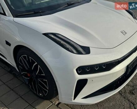 Белый Zeekr 001, объемом двигателя 0 л и пробегом 1 тыс. км за 48700 $, фото 6 на Automoto.ua