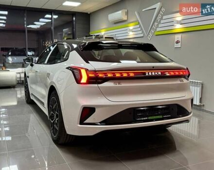 Белый Zeekr 001, объемом двигателя 0 л и пробегом 1 тыс. км за 45499 $, фото 4 на Automoto.ua