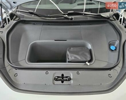 Білий Zeekr 001, об'ємом двигуна 0 л та пробігом 1 тис. км за 42499 $, фото 33 на Automoto.ua