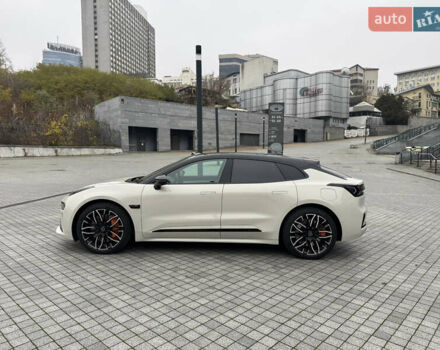Білий Zeekr 001, об'ємом двигуна 0 л та пробігом 1 тис. км за 58999 $, фото 3 на Automoto.ua
