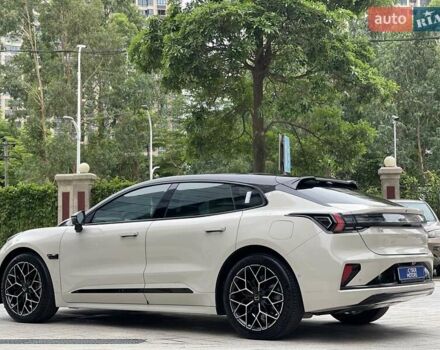 Белый Zeekr 001, объемом двигателя 0 л и пробегом 7 тыс. км за 39500 $, фото 3 на Automoto.ua