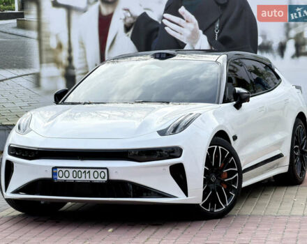 Белый Zeekr 001, объемом двигателя 0 л и пробегом 7 тыс. км за 55700 $, фото 1 на Automoto.ua