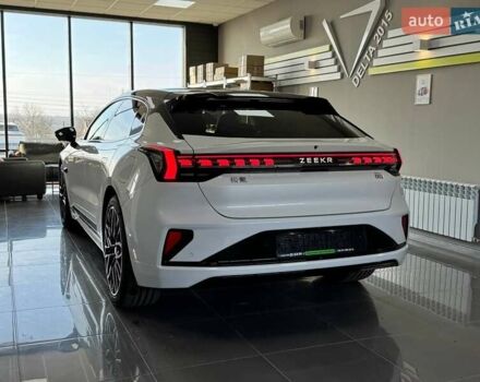 Белый Zeekr 001, объемом двигателя 0 л и пробегом 1 тыс. км за 52699 $, фото 4 на Automoto.ua