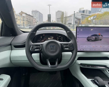 Білий Zeekr 001, об'ємом двигуна 0 л та пробігом 1 тис. км за 58999 $, фото 24 на Automoto.ua