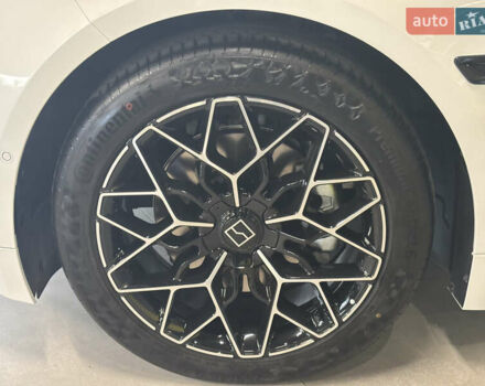 Білий Zeekr 001, об'ємом двигуна 0 л та пробігом 1 тис. км за 45000 $, фото 7 на Automoto.ua