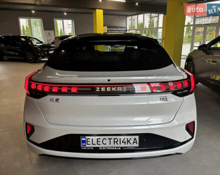 Білий Zeekr 001, об'ємом двигуна 0 л та пробігом 1 тис. км за 45000 $, фото 4 на Automoto.ua