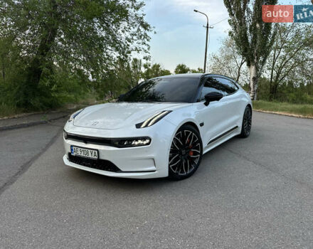 Белый Zeekr 001, объемом двигателя 0 л и пробегом 17 тыс. км за 39000 $, фото 1 на Automoto.ua